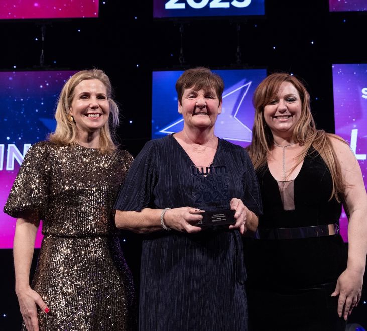 53265414576 74Bffec703 O (1)