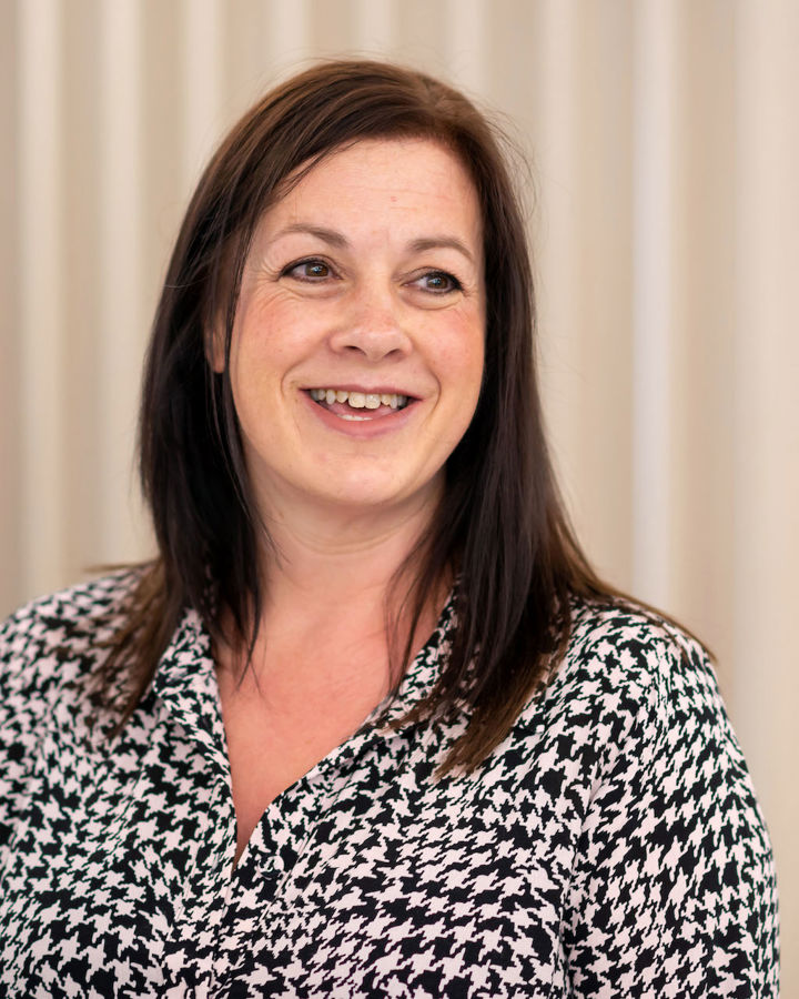 Sarah Williams Headshot 02