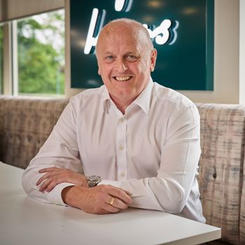 Eu14 Tim Isaac Headshot (4)