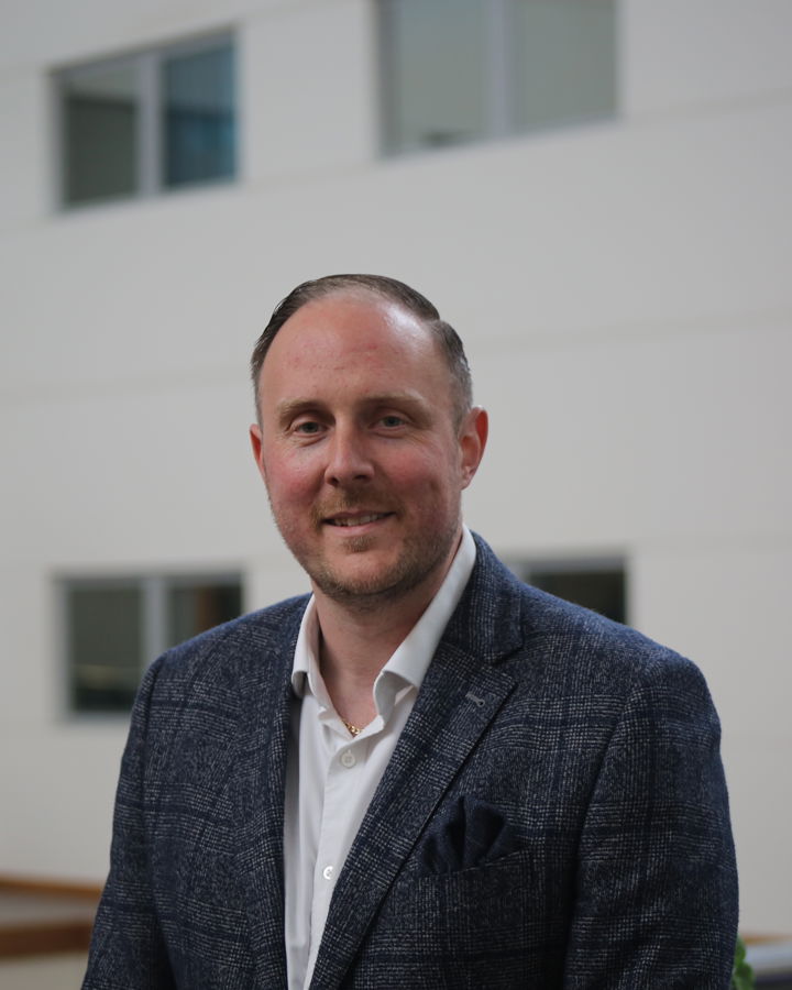 Lockton Matthew Photo 01